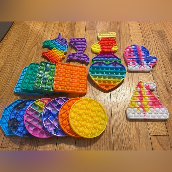 Pop It’s - Picture 1 of 5